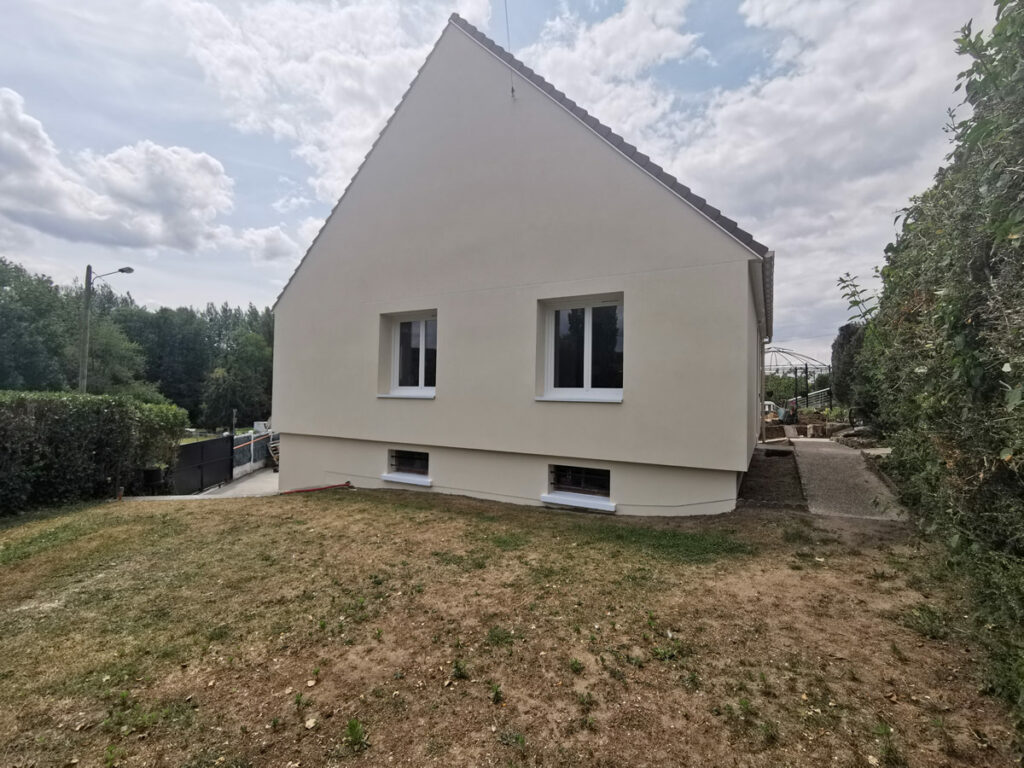 Isolation thermique extérieur d'une maison à Thury-sous-clermont dans les haut-de-france